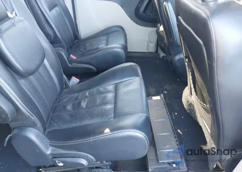 2015 Chrysler Town & Country Touring-L z USA, uszkodzony, nr VIN 2C4RC1CG3FR506868